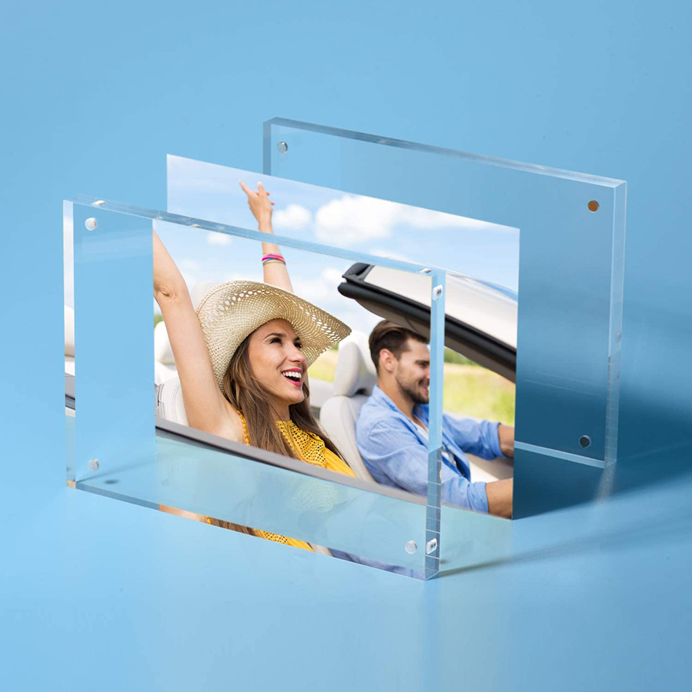 Slobodno stojeći akrilni magnetski okvir od pleksiglasa Memories Photo Display